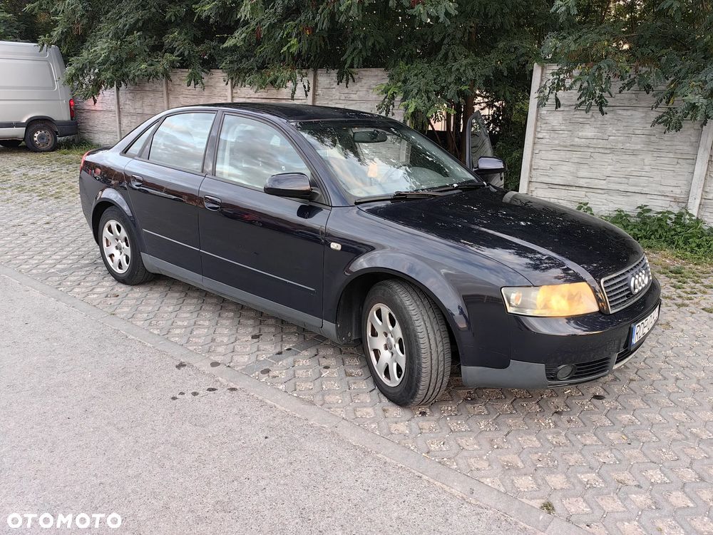 Audi A4 Limousine - 7
