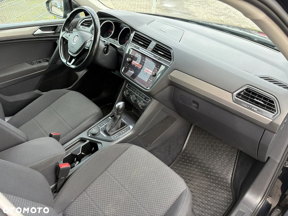 Volkswagen Tiguan Allspace 2.0 TDI 4Mot SCR Comfortline DSG 7os - 28