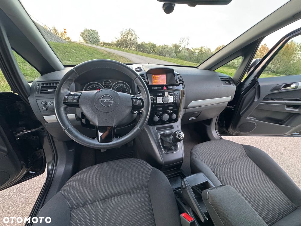 Opel Zafira 1.8 Family - 31