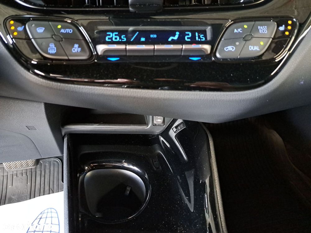 Toyota C-HR 1.8 Hybrid Selection - 26
