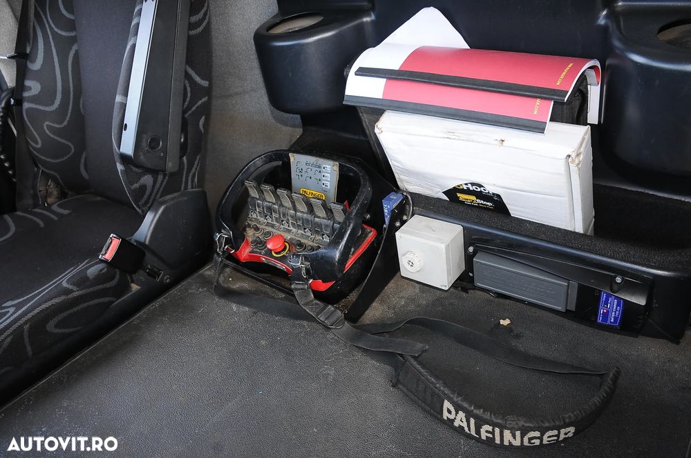 Iveco Stralis cu Macara Palfinger PK 13001-K - 8