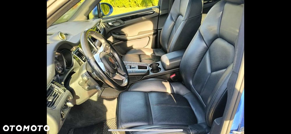 Porsche Macan - 12