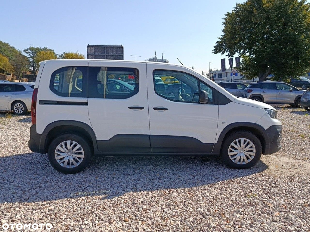 Peugeot Rifter - 4
