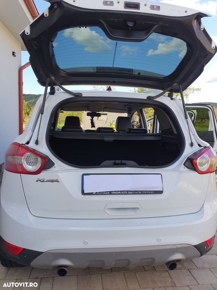 Ford Kuga - 12