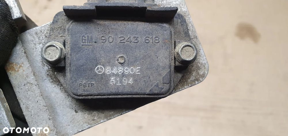 Moduł zapłonu zapłonowy Opel Corsa B 90243618 - 4