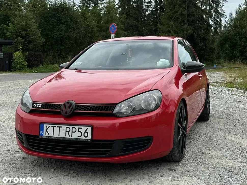 Volkswagen Golf - 1