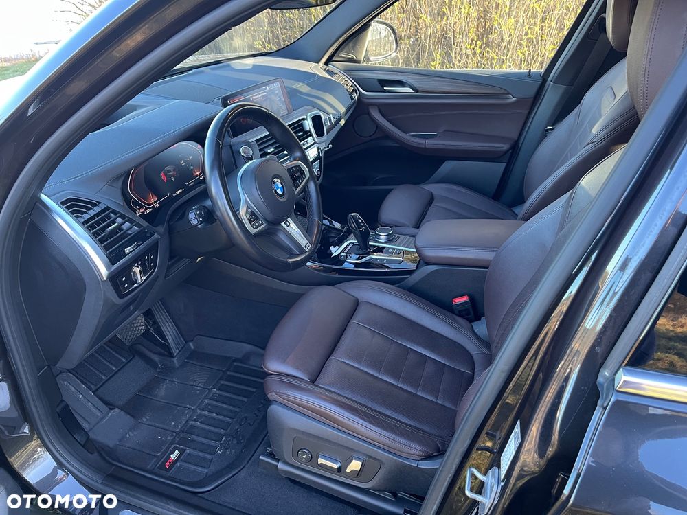 BMW X3 xDrive20d Luxury Line - 11