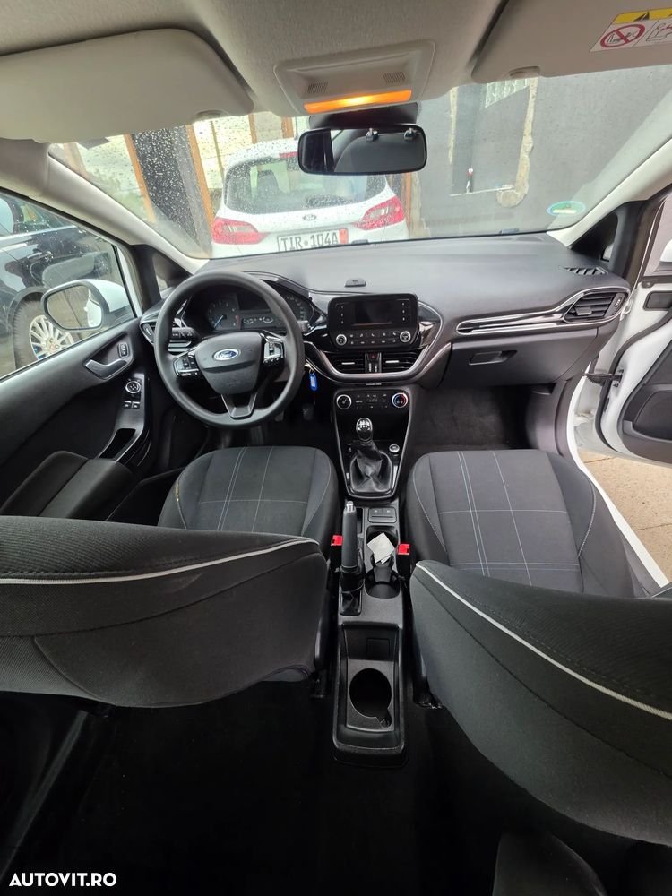 Ford Fiesta - 16