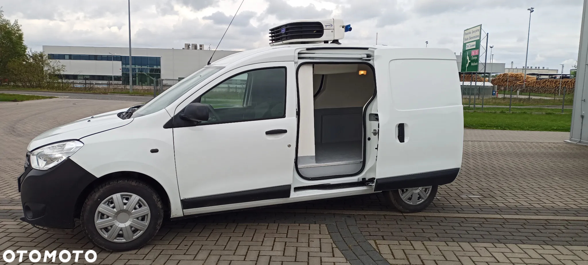 Dacia Dokker L2 Maxi Nowa Izoterma Chłodnia Mroźnia 2 x drzwi boczne Carrier 220V Lpg PL - 5