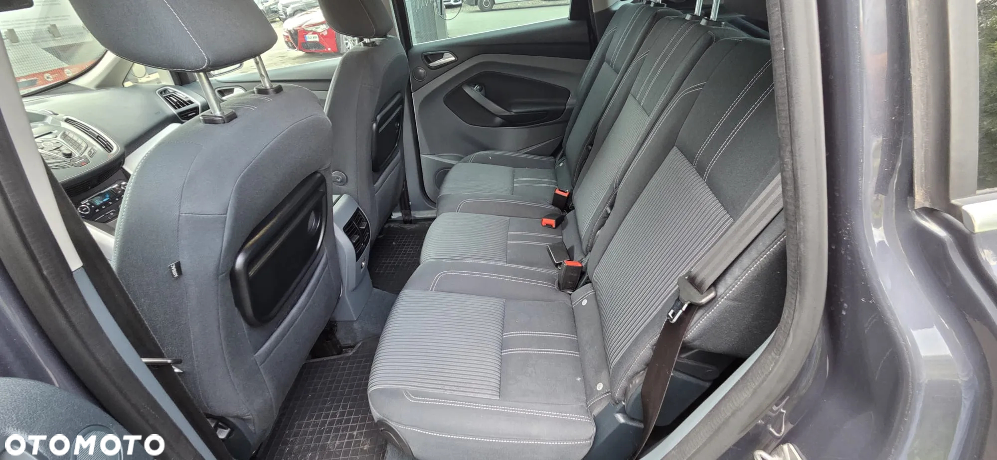 Ford C-MAX 1.6 TDCi Start-Stop-System Champions Edition - 32