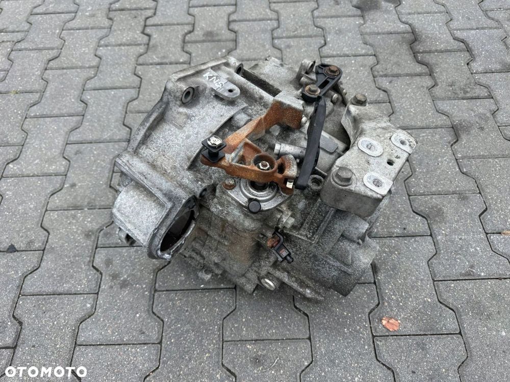 SKRZYNIA BIEGÓW 2.0 TDI KNS VW PASSAT B6 2009 - 1