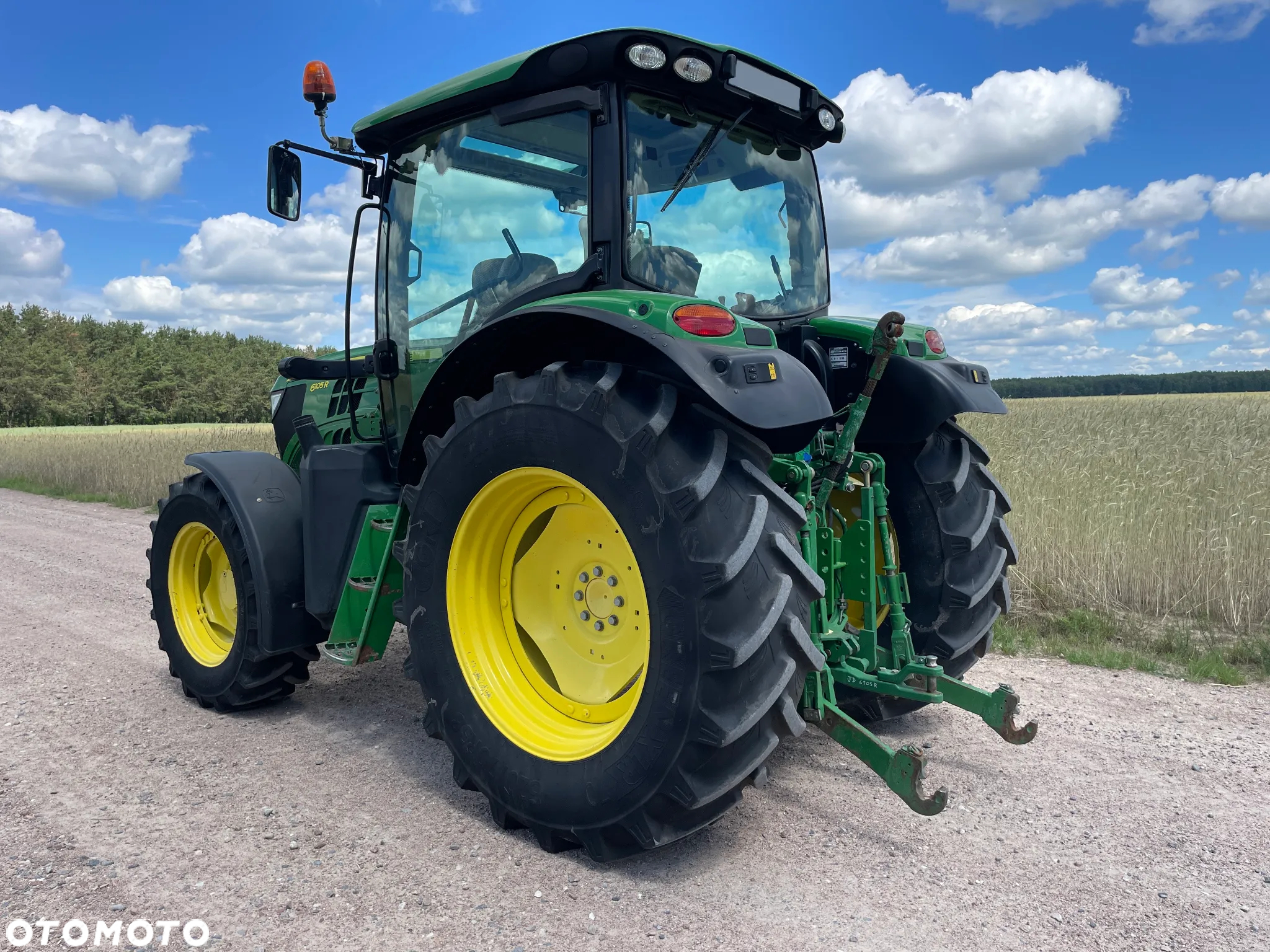 John Deere 6105R - 10