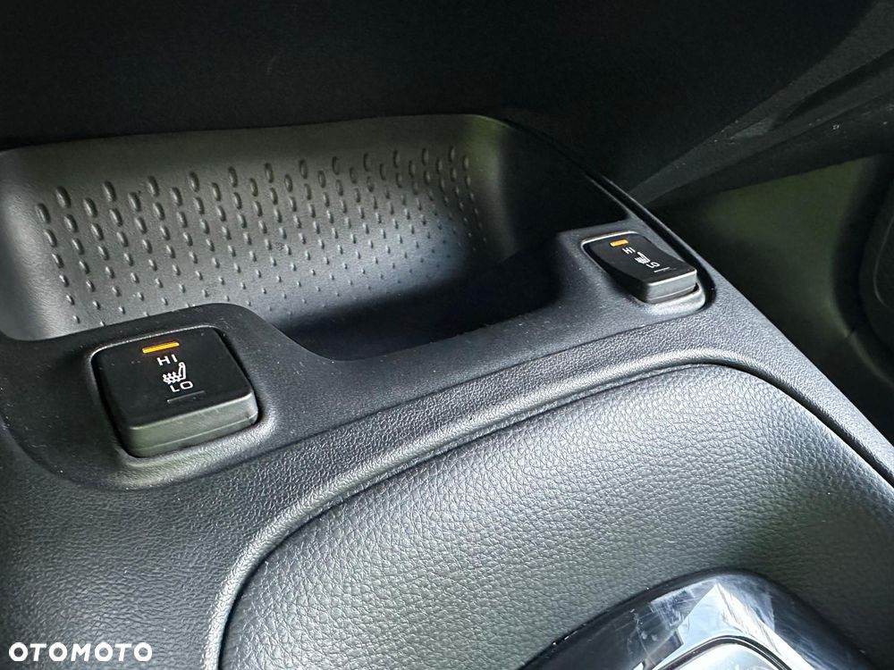 Suzuki Swace 1.8 Hybrid CVT Comfort+ - 18