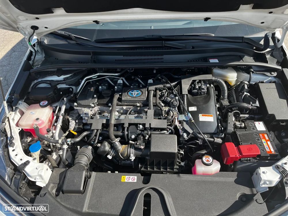 Toyota Corolla SD 1.8 Hybrid Luxury - 13