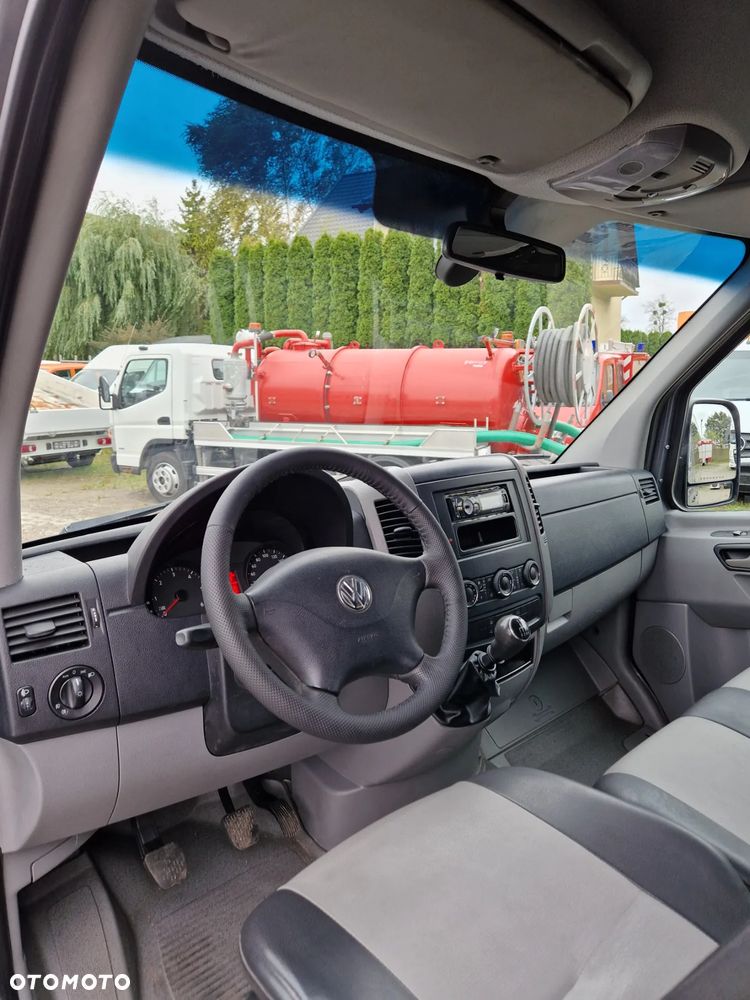 Volkswagen CRAFTER 9 osobowy MAXI PODJAZD DLA NIEPEŁNOSPRAWNYCH - 20