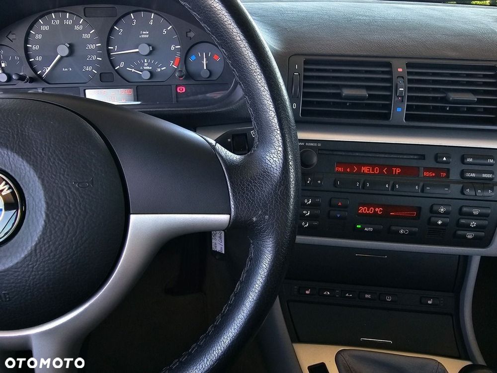 BMW Seria 3 - 22