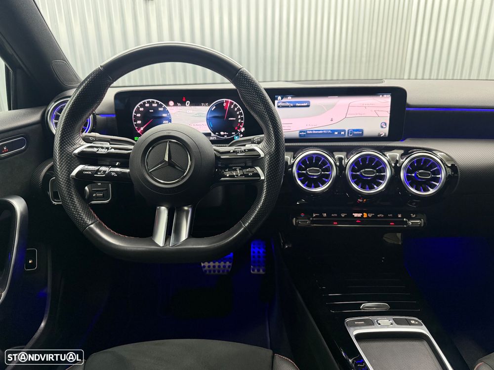 Mercedes-Benz A 250 Limousine e 8G-DCT AMG Line - 8