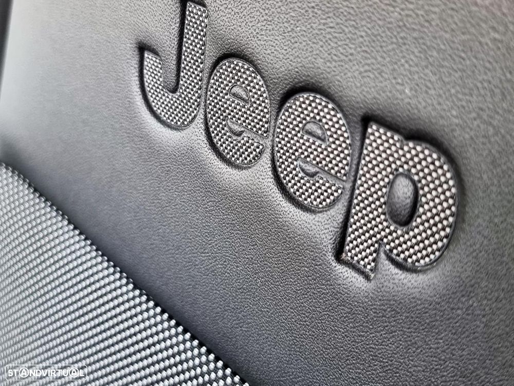 Jeep Avenger 1.2 GSE T3 Altitude - 17