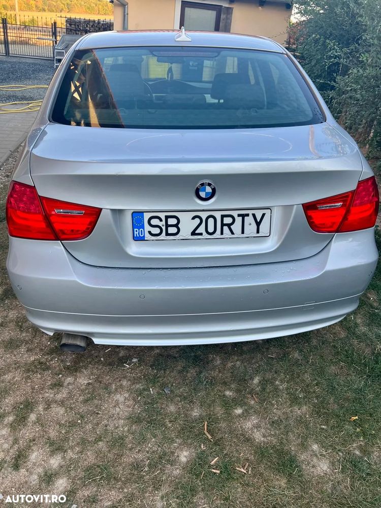 BMW Seria 3 318d - 13