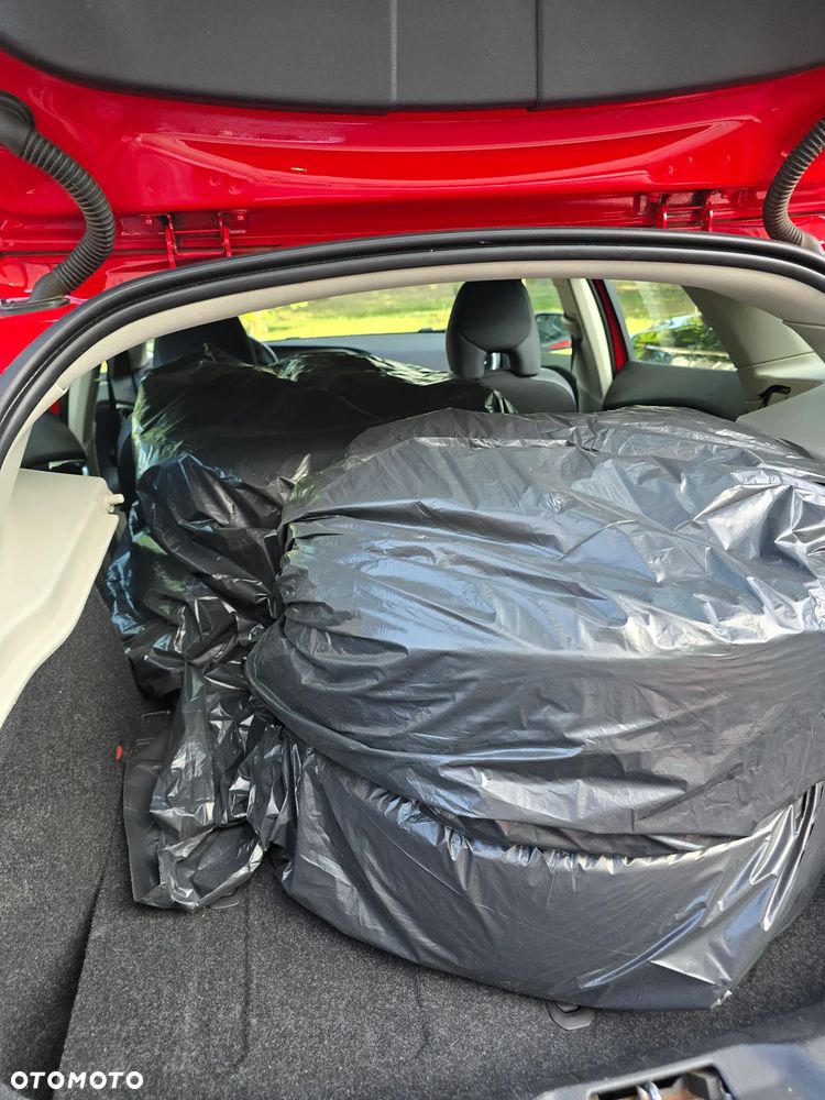 Volvo V40 T2 Drive-E Momentum - 23