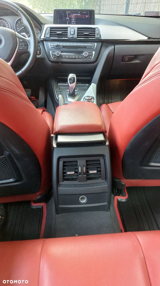 BMW Seria 3 328i Sport Line - 20