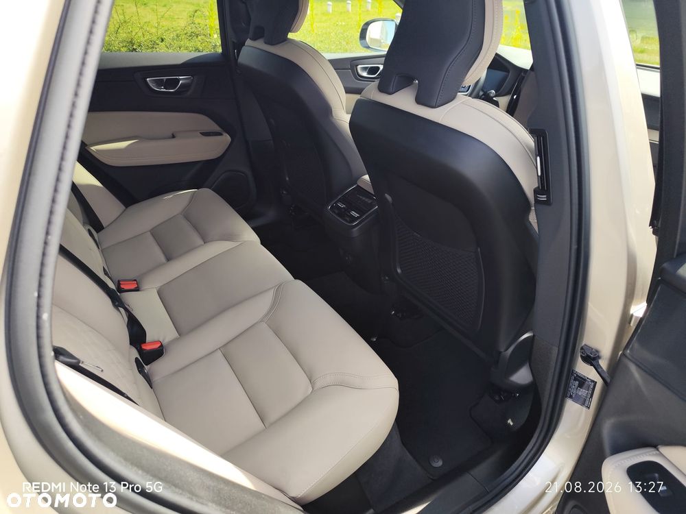 Volvo XC 60 B5 B AWD Ultra Dark - 17