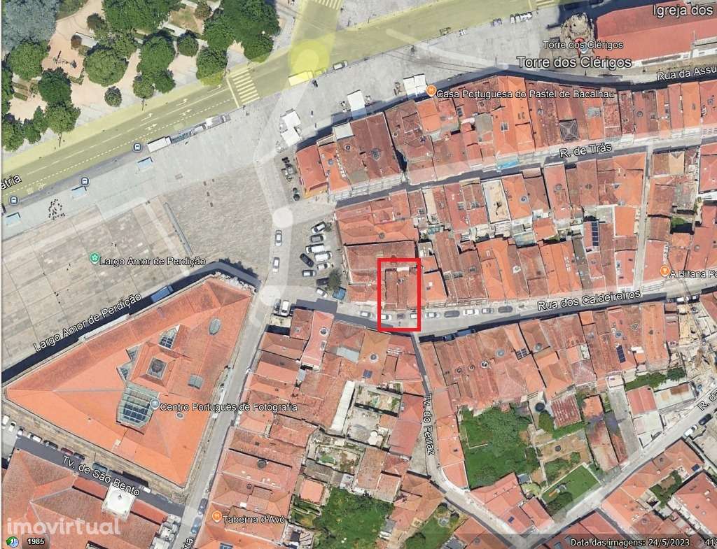 Edifício de 5 pisos para recuperar na Rua dos Caldeireiros, Porto - Grande imagem: 4/14