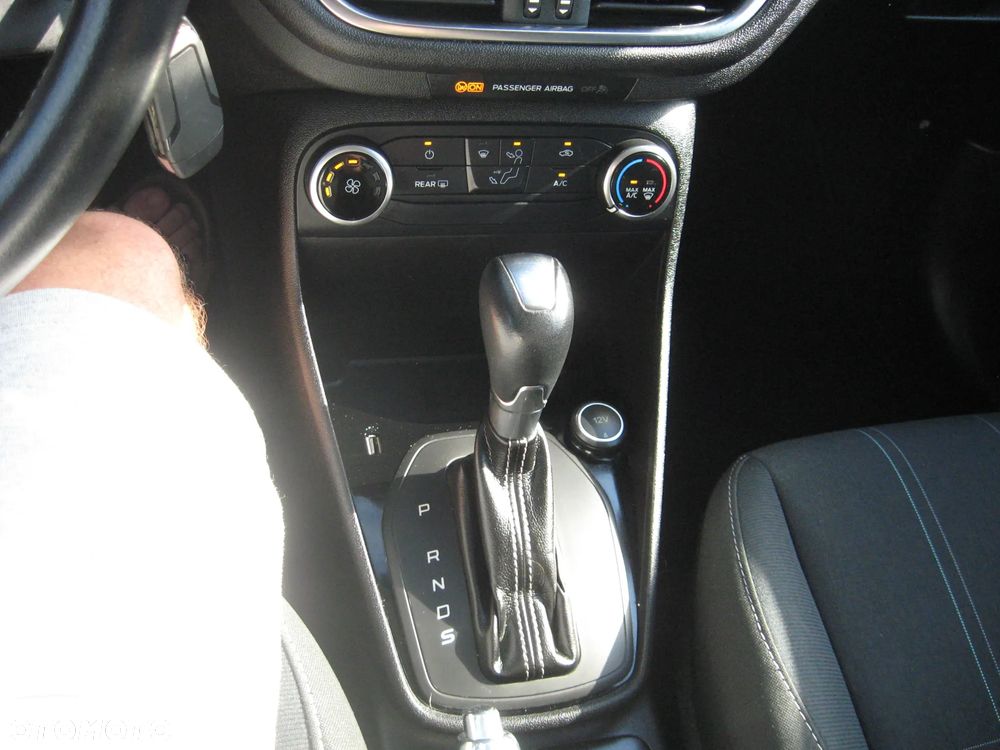 Ford Fiesta 1.0 EcoBoost S&S TREND - 17
