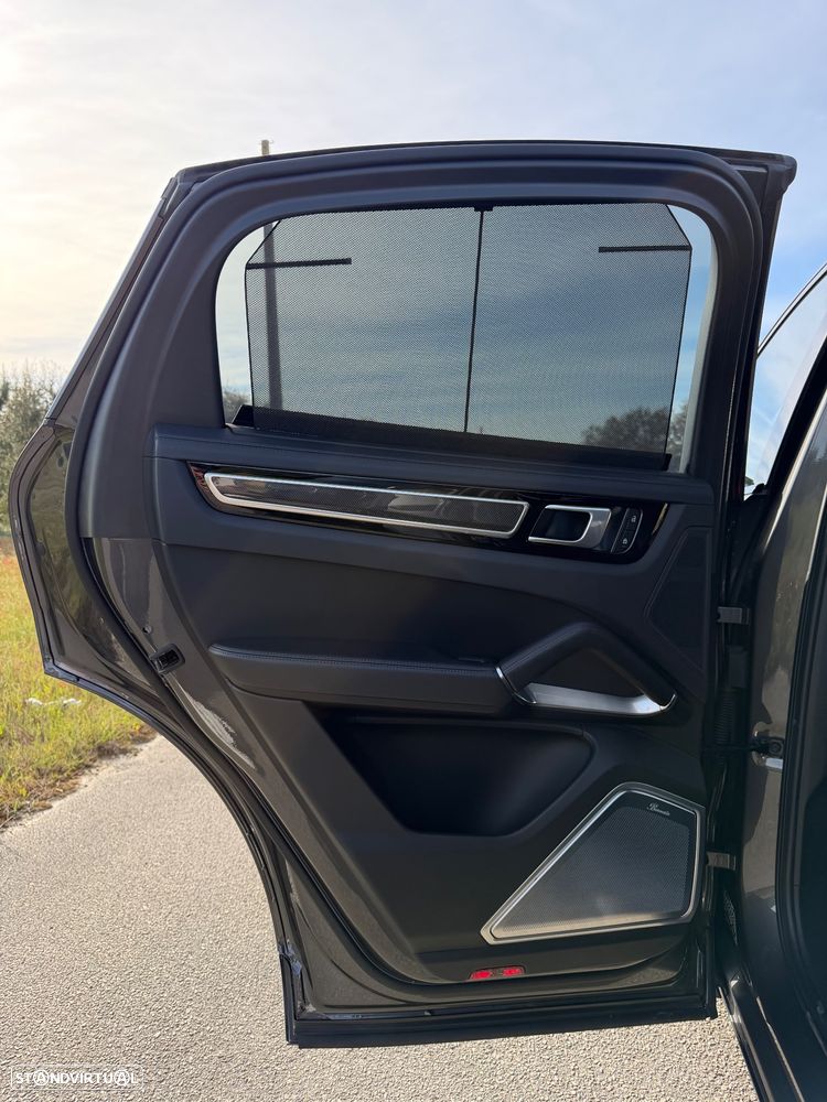 Porsche Cayenne Coupé Turbo S E-Hybrid Tiptronic S - 36