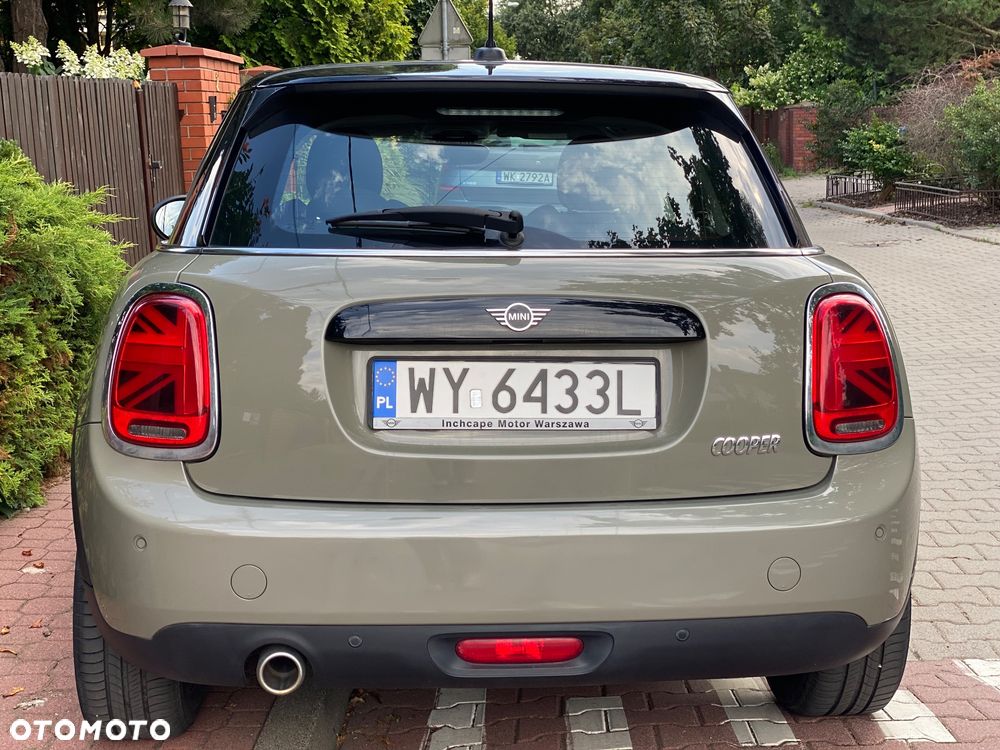 MINI Cooper Standard - 12