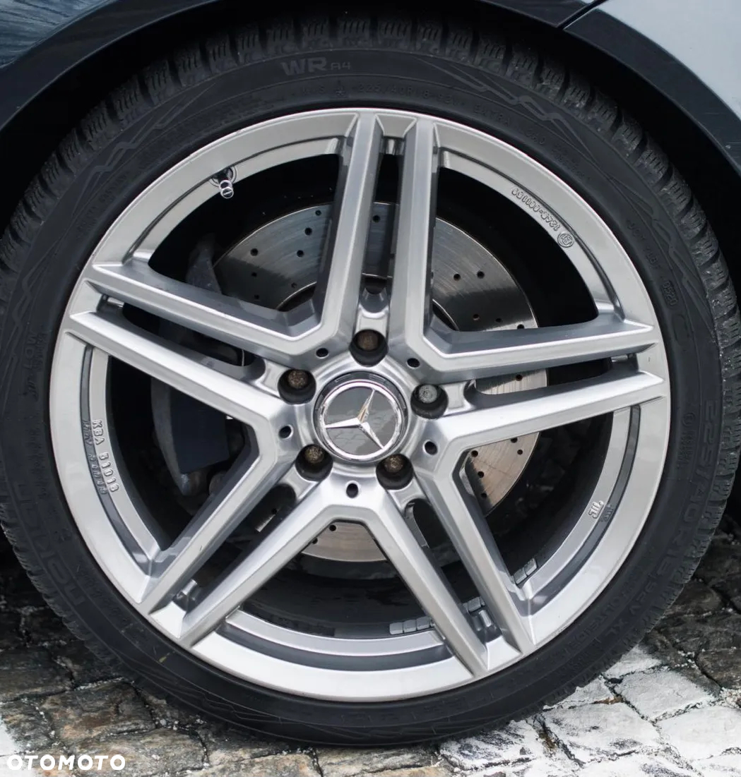 Mercedes-Benz Klasa C 250 (BlueTEC) d 4Matic T 7G-TRONIC AMG Line - 2