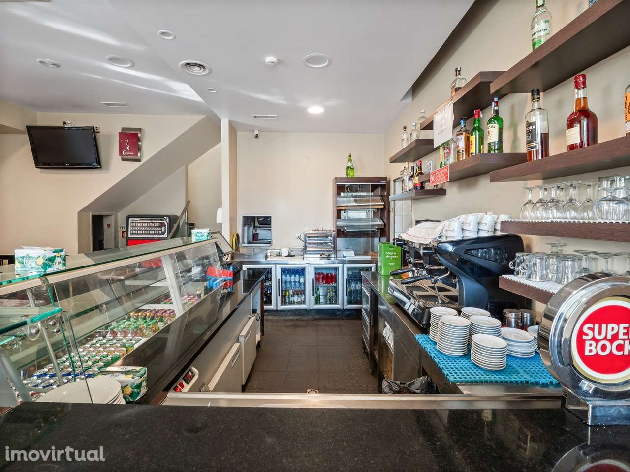 Espaço Comercial à Venda em Cascais – Versatilidade e Oportunidade Úni - Grande imagem: 5/24