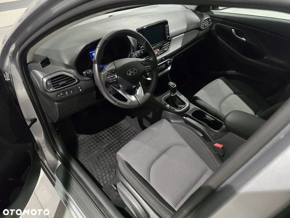Hyundai i30 1.5 T-GDI 48V Modern - 10