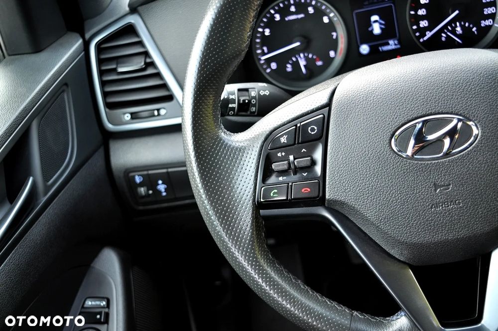 Hyundai Tucson 1.6 GDI BlueDrive GO 2WD - 34