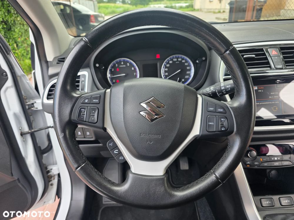 Suzuki SX4 S-Cross 1.4 T Premium - 17