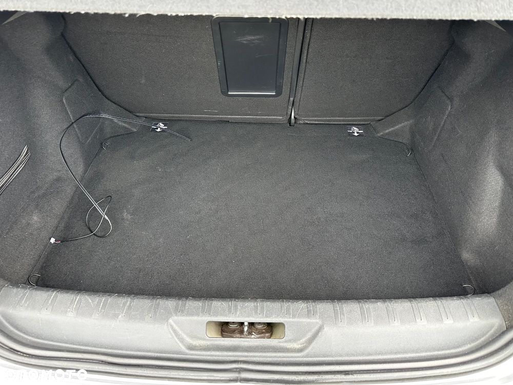 Peugeot 308 - 17