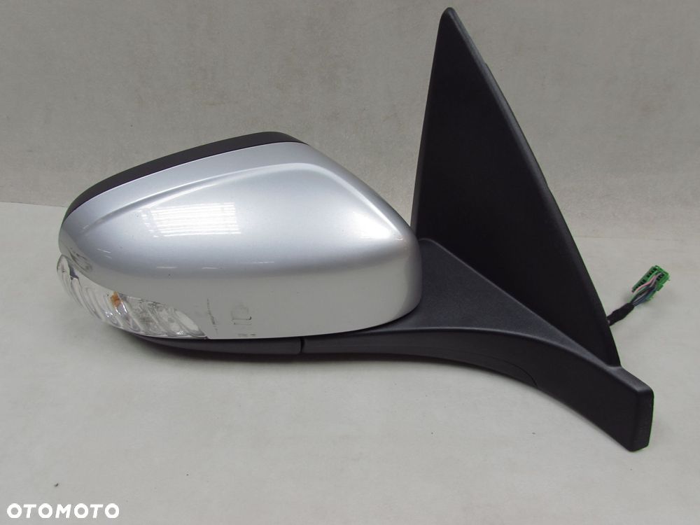 VOLVO C30 06-13 LUSTERKO ZEWNETRZNE PRAWE 8 PIN EU - 1