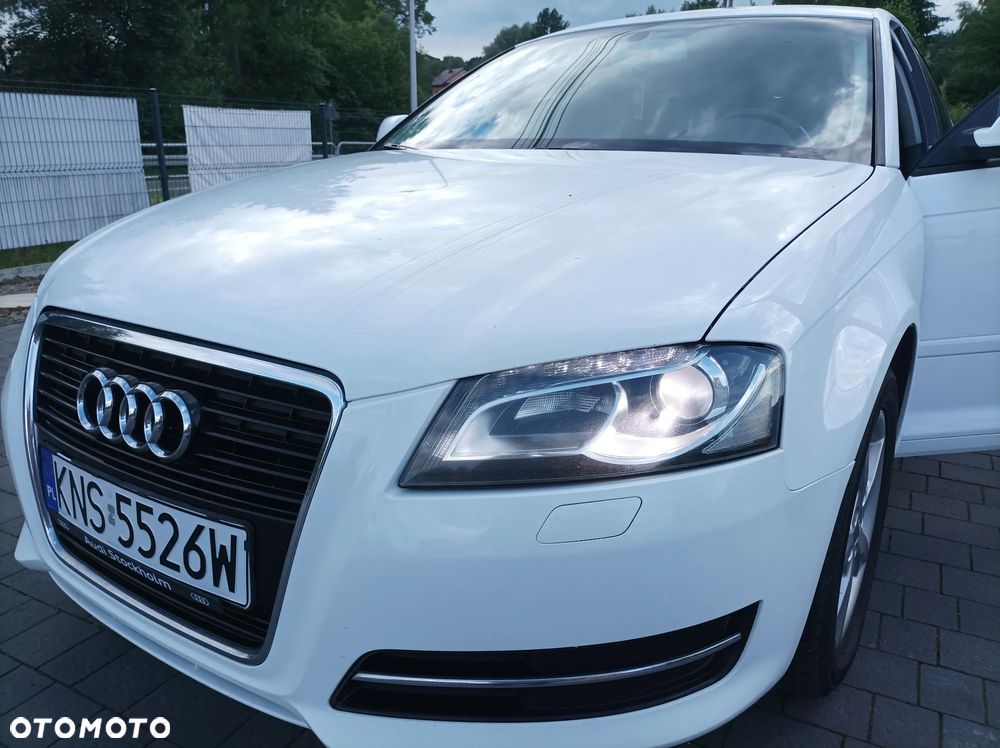 Audi A3 Sportback 1.6 TDI DPF Ambition - 13