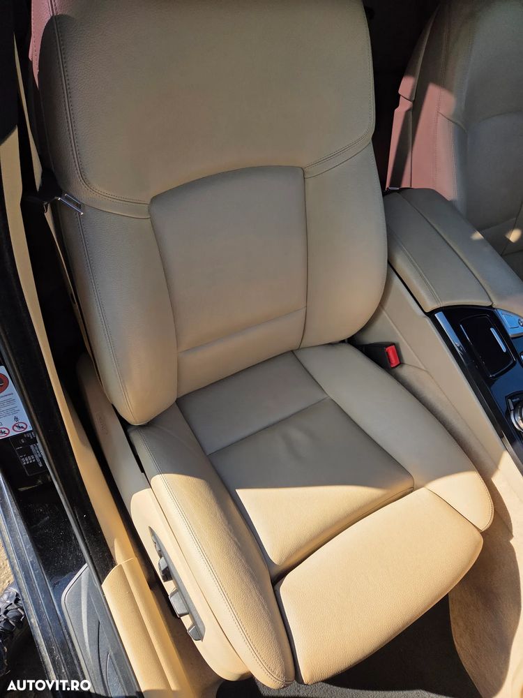 BMW Seria 5 520d Aut. - 14