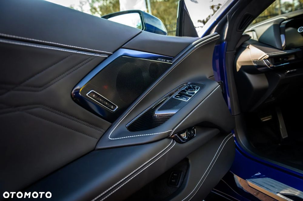 Chevrolet Corvette - 11