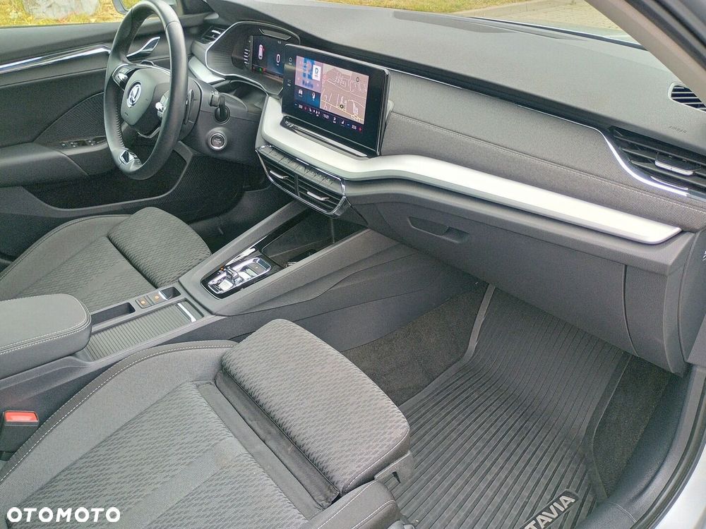 Skoda Octavia 2.0 TDI Style DSG - 11