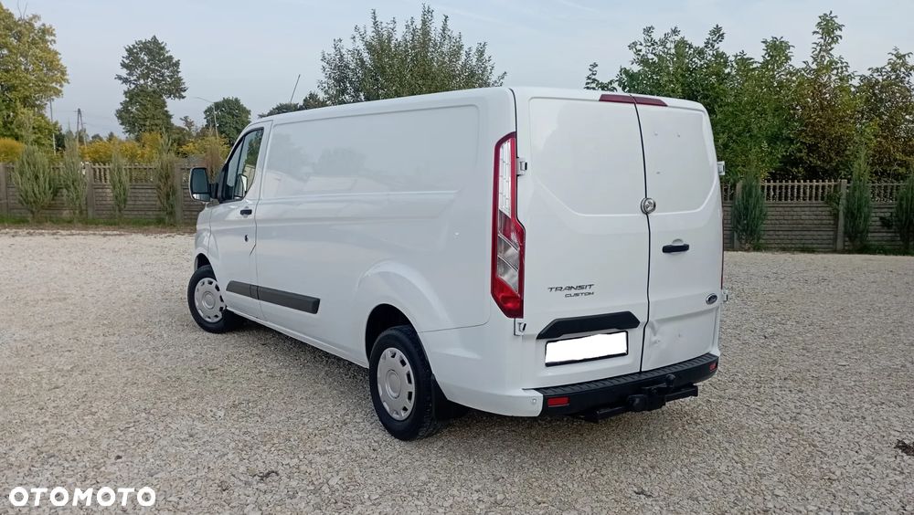 Ford TRANSIT CUSTOM 2.0TDI - 9