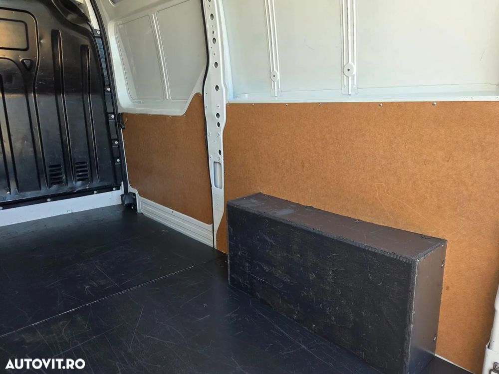 Renault Master L2H2 - 13