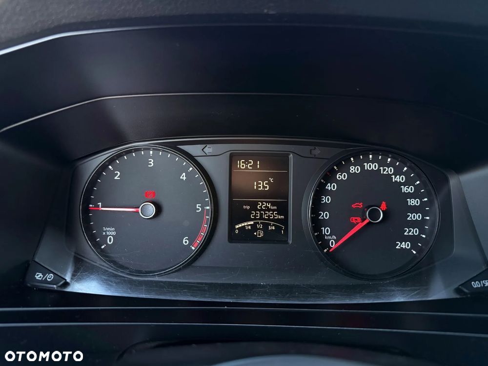 Volkswagen Transporter 4x4 4-motion Furgon Blaszak L2H2 Maxi Long Salon PL - 17