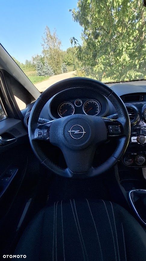 Opel Corsa - 13