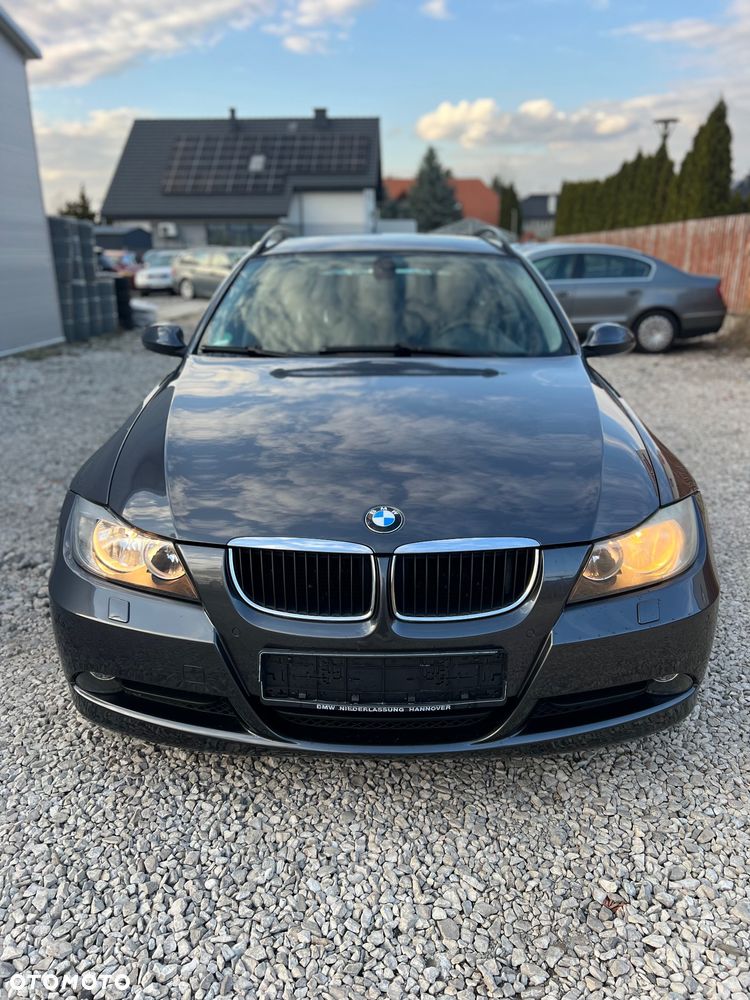 BMW Seria 3 320d - 4