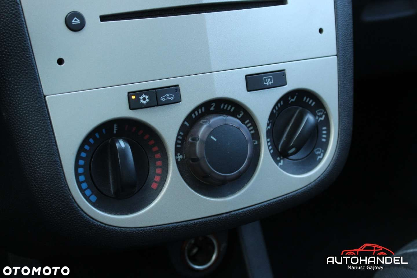 Opel Corsa - 15