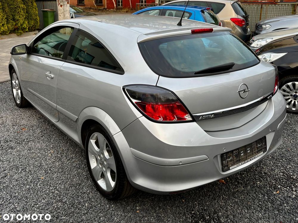 Opel Astra - 4