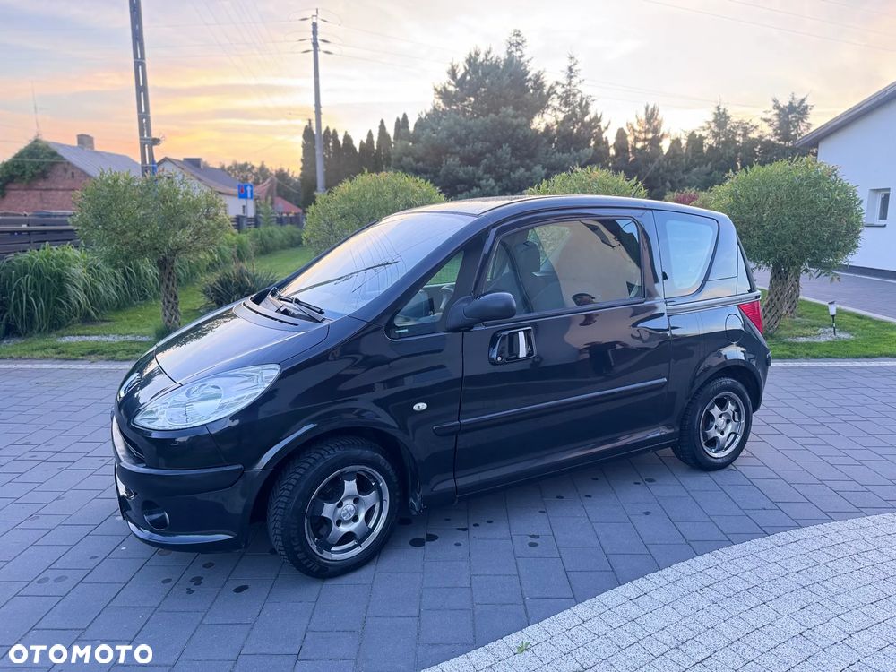 Peugeot 1007 1.4 Trendy - 9