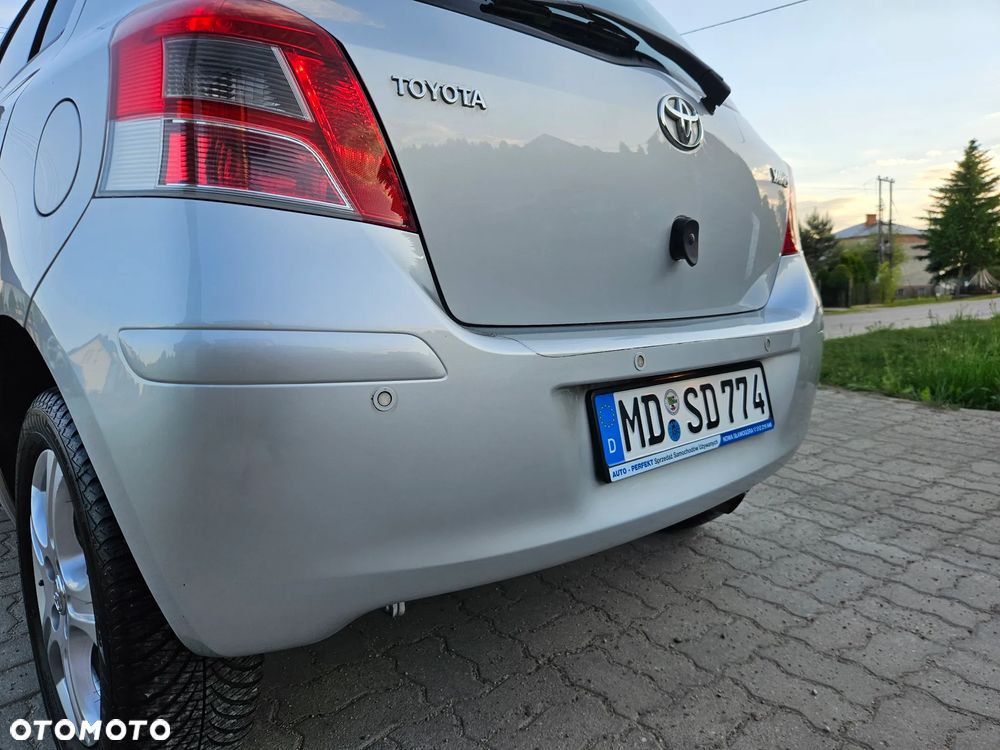 Toyota Yaris 1.33 Prestige - 13